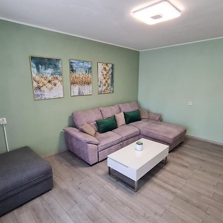 M & M Apartment Póla Kültér fotó